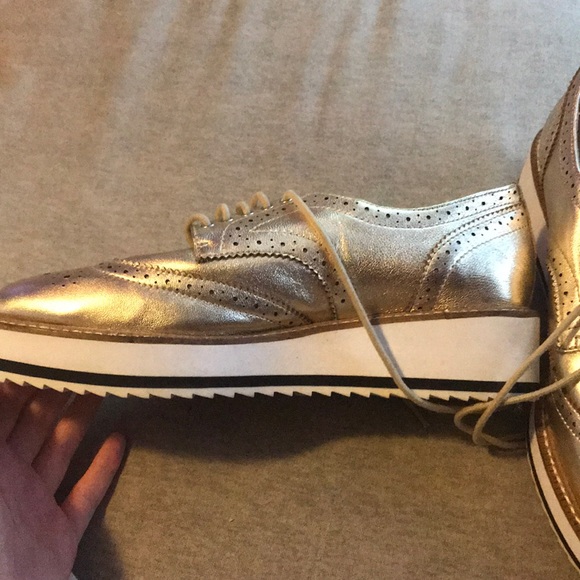 Gold slip ons never worn - Picture 2 of 2